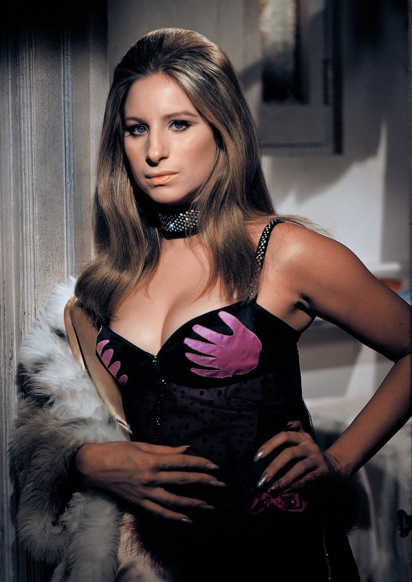 Barbra Streisand nude. Photo - 17