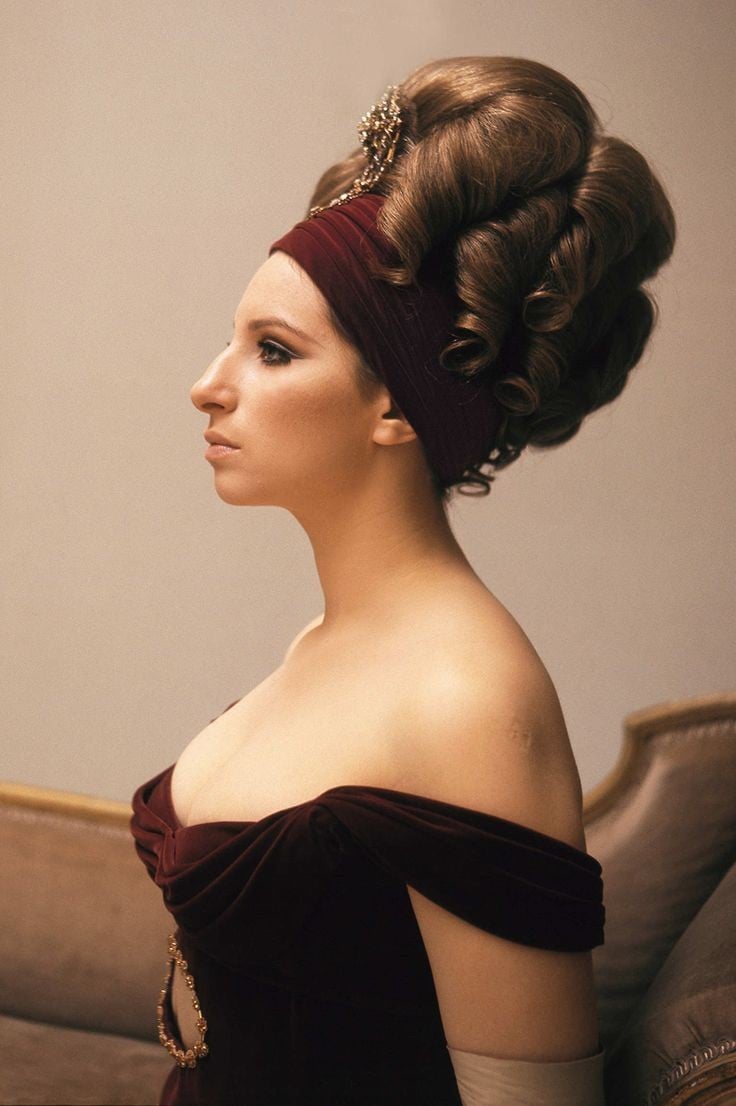 Barbra Streisand nude. Photo - 5