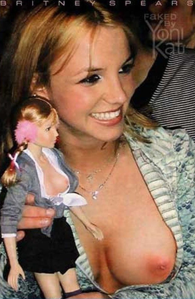 Britney Spears nude. Photo - 7