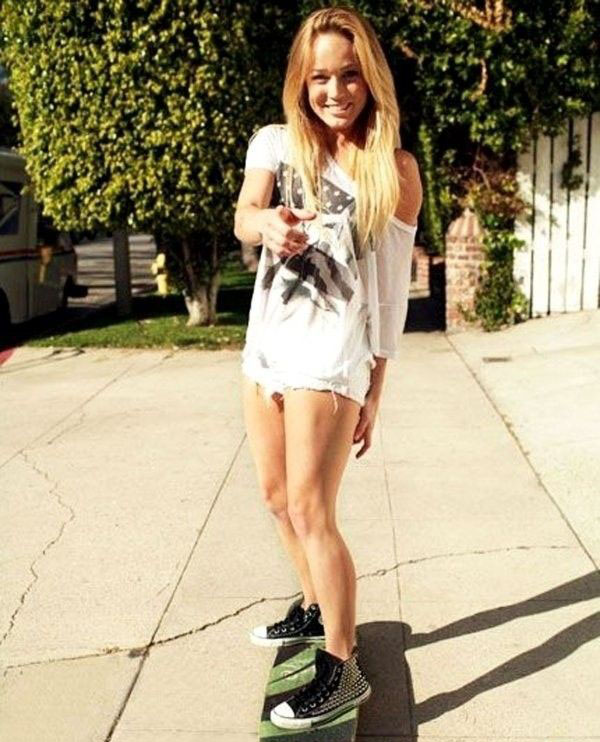 Caity Lotz nude. Photo - 6