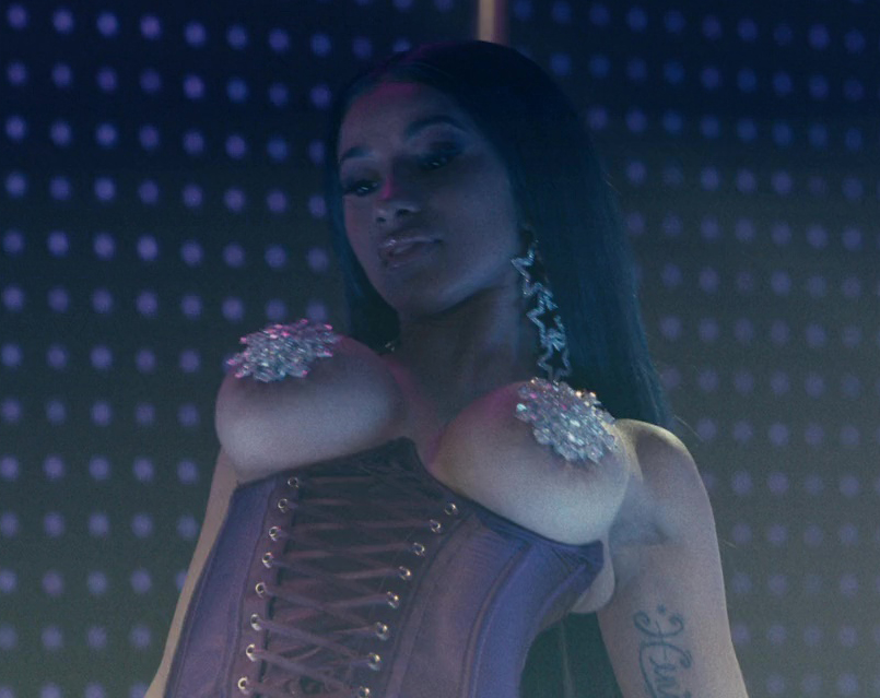 Cardi B nude. Photo - 4