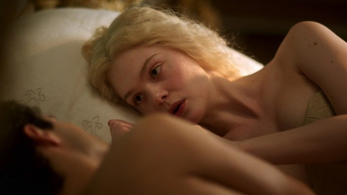 Dakota Fanning nude. Photo - 1