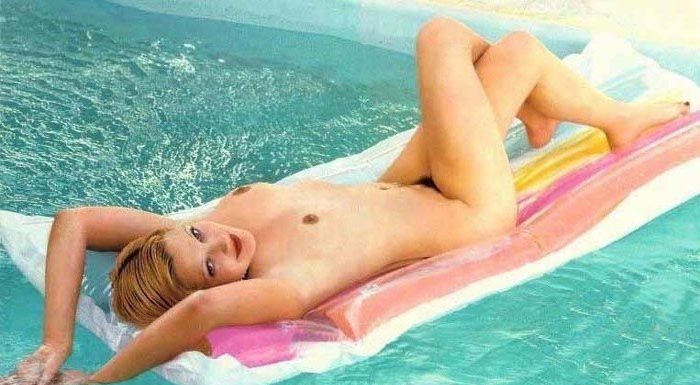 Drew Barrymore nude. Photo - 22