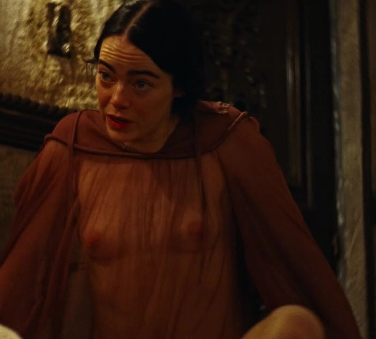 Emma Stone nude. Photo - 17