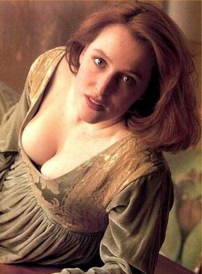 Gillian Anderson nude. Photo - 52