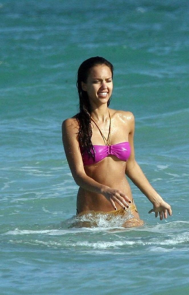 Jessica Alba nude. Photo - 50
