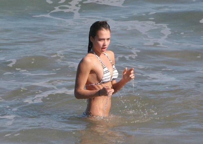 Jessica Alba nude. Photo - 64