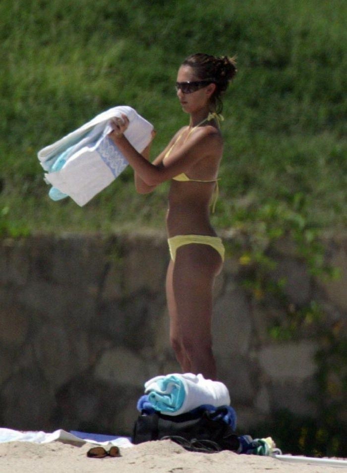 Jessica Alba nude. Photo - 76