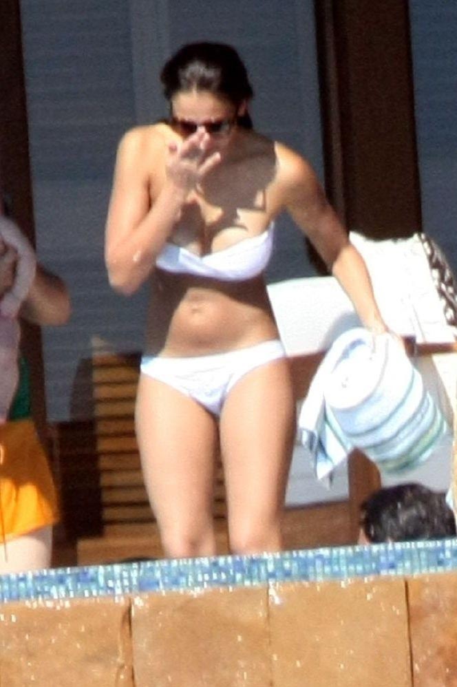 Jessica Alba nude. Photo - 80