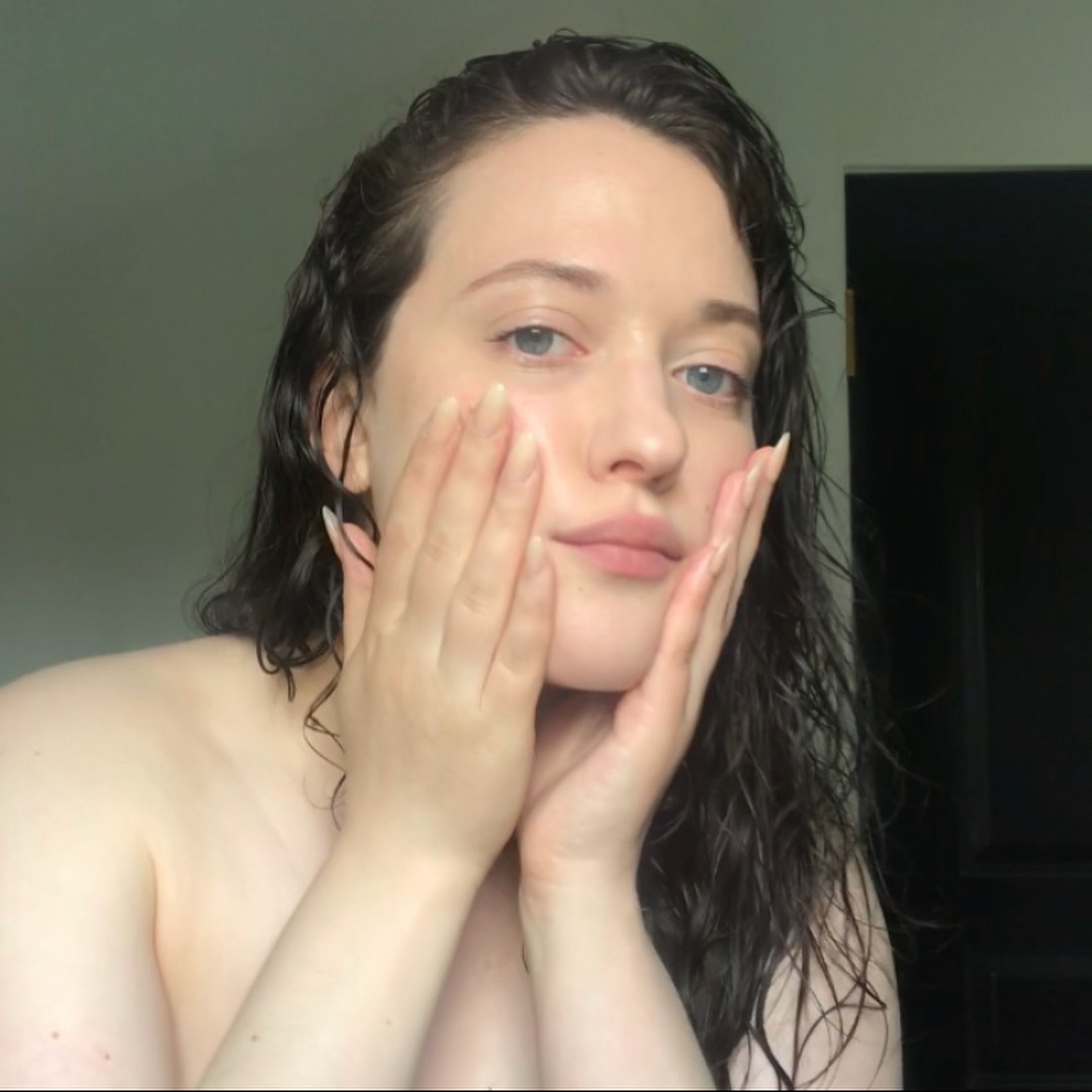 Kat Dennings nude. Photo - 12