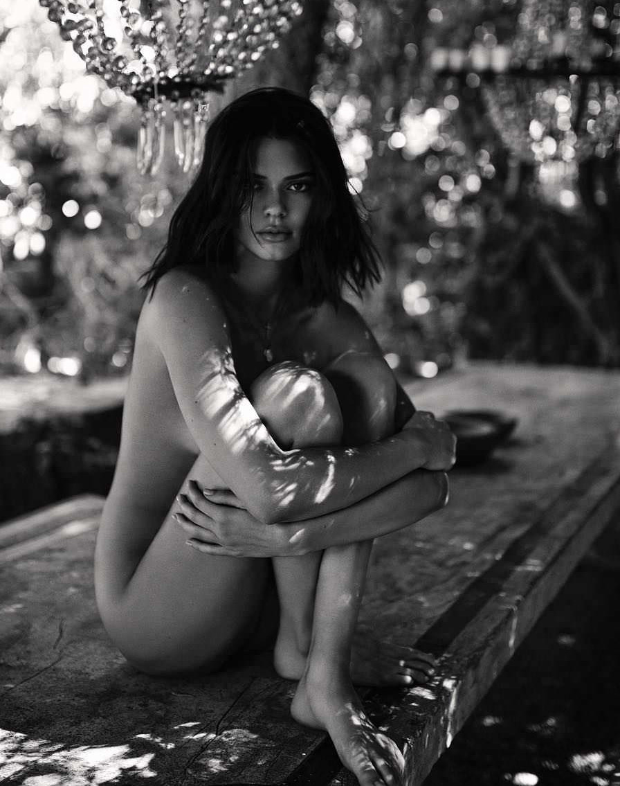Kendall Jenner nude. Photo - 9
