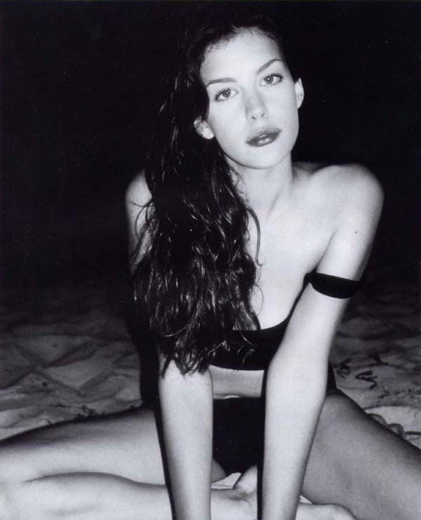 Liv Tyler nude. Photo - 10
