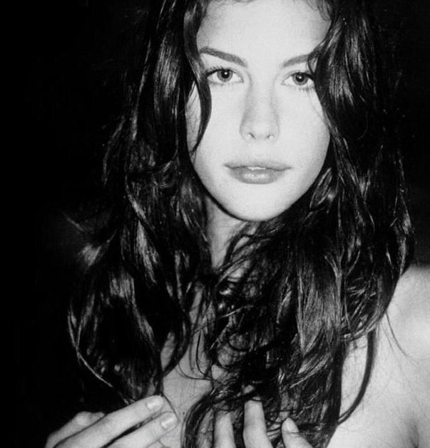 Liv Tyler nude. Photo - 5