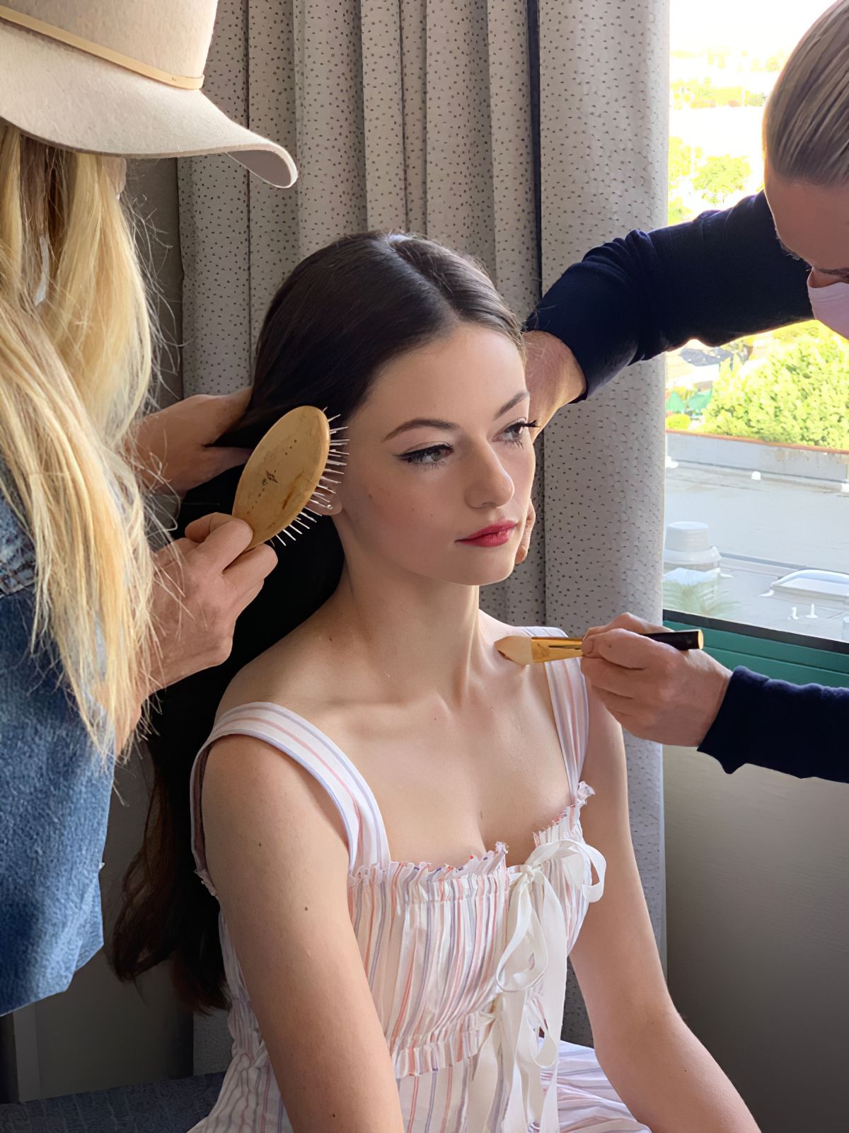 Mackenzie Foy nude. Photo - 3