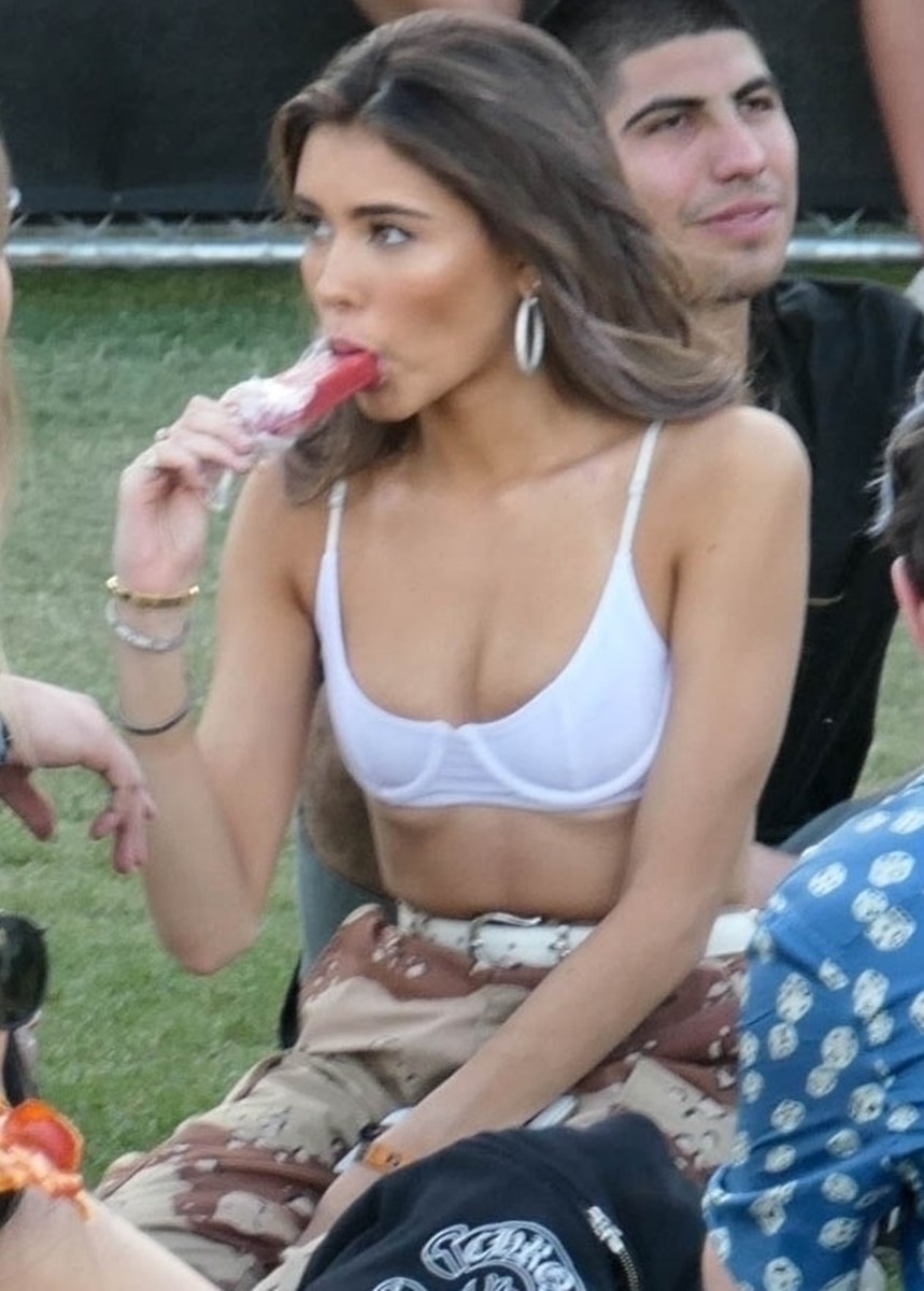 Madison Beer nude. Photo - 70