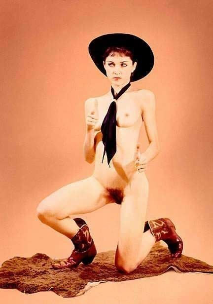 Madonna nude. Photo - 3