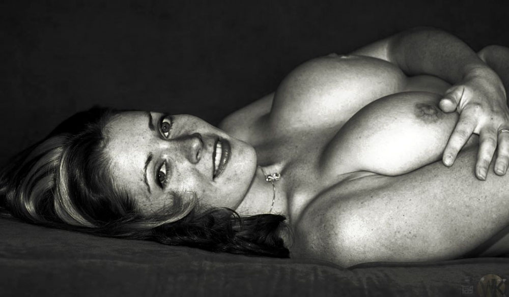 Melissa Joan Hart nude. Photo - 11