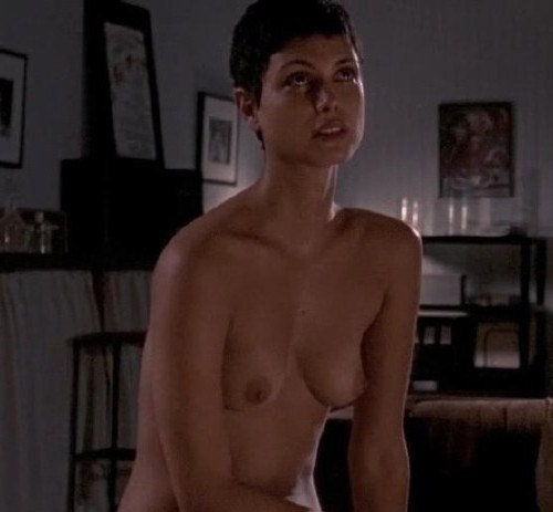 Morena Baccarin nude. Photo - 9
