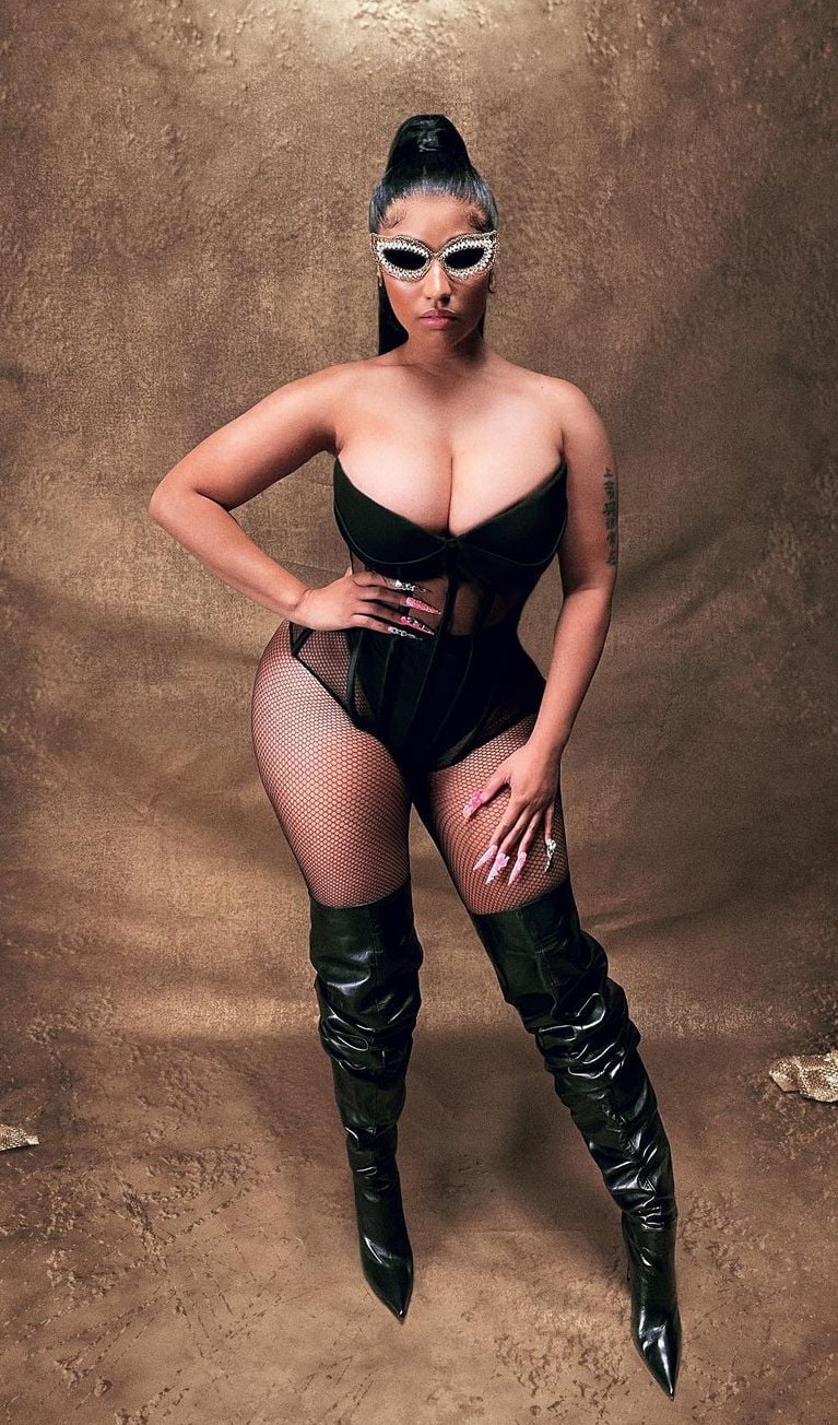 Nicki Minaj nude. Photo - 5
