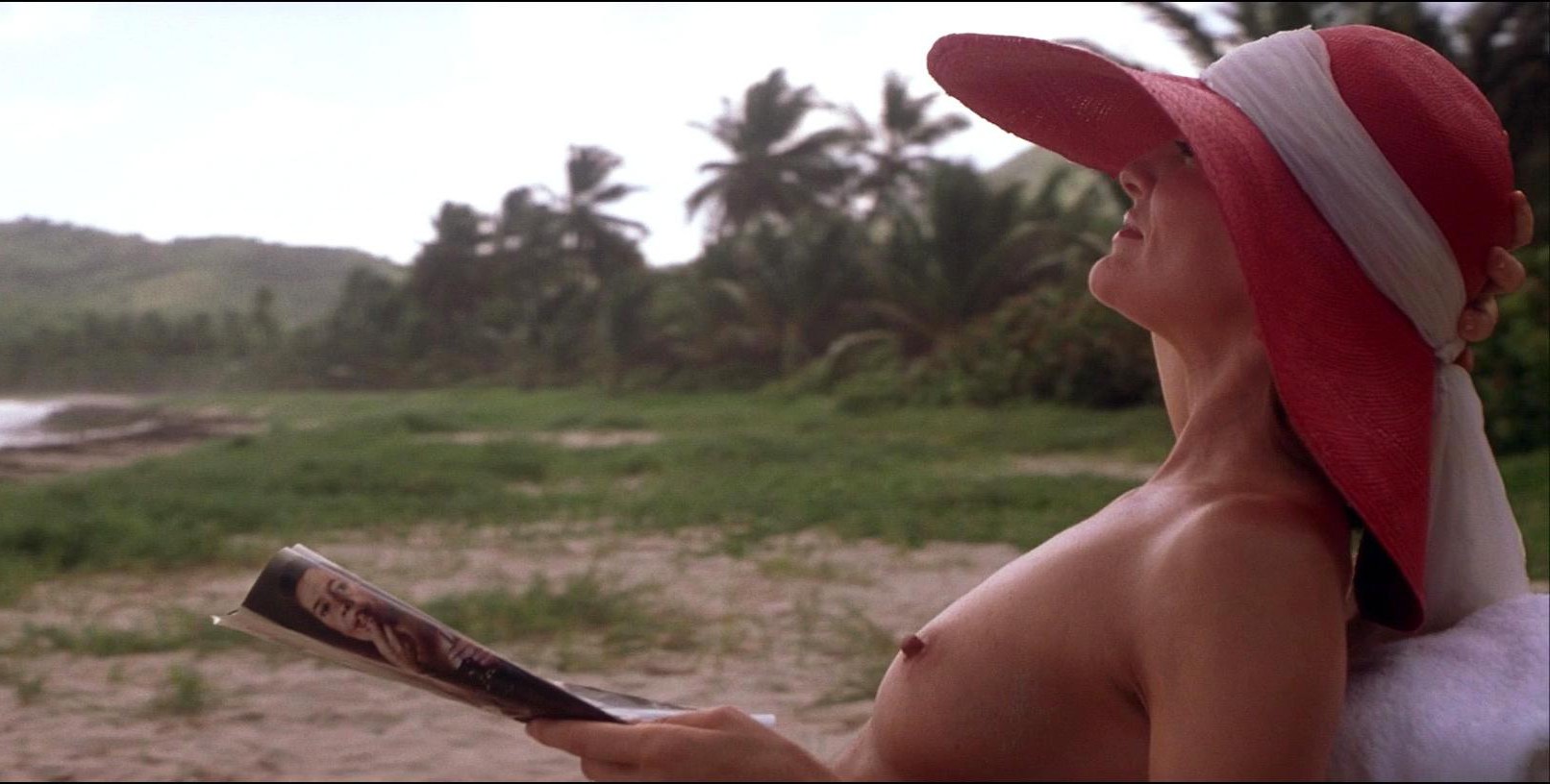 Rene Russo nude. Photo - 6