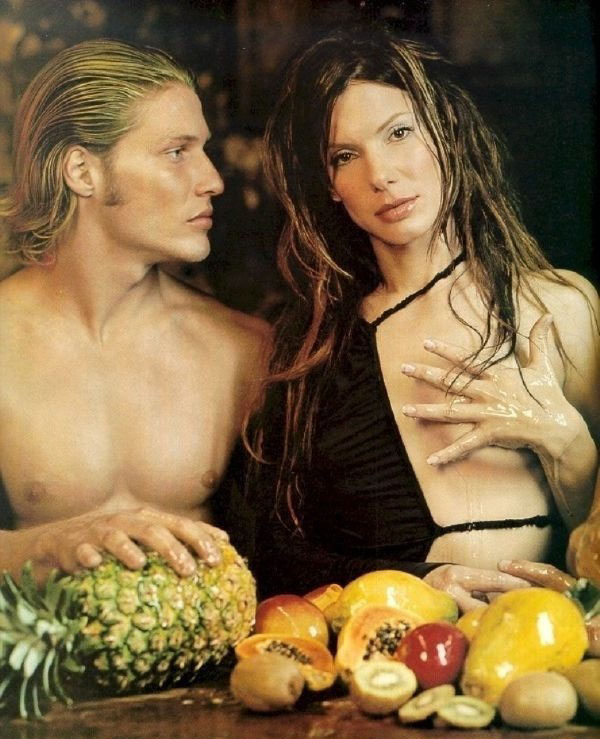 Sandra Bullock nude. Photo - 23