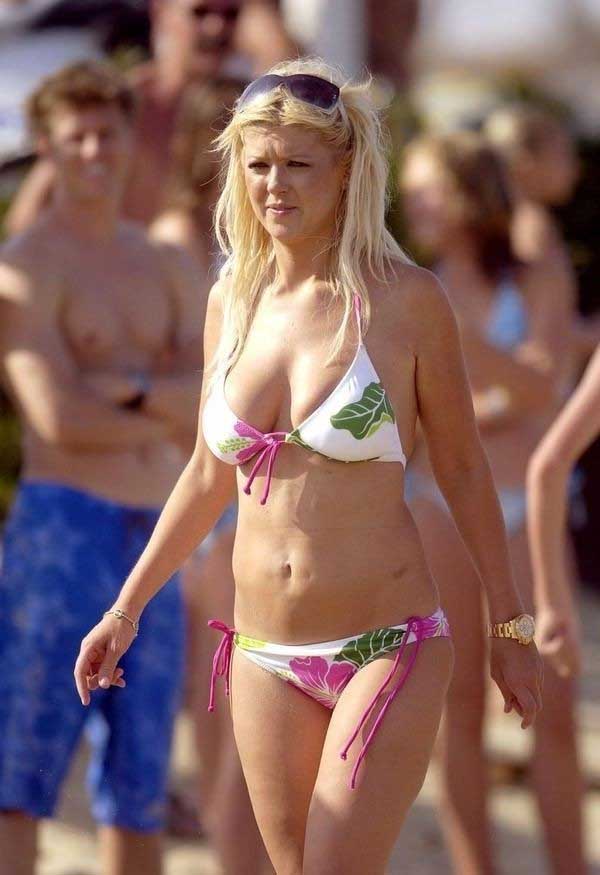 Tara Reid nude. Photo - 36