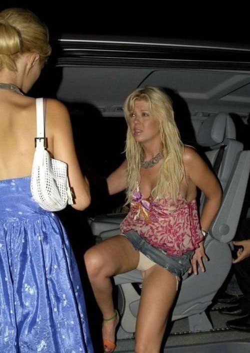 Tara Reid nude. Photo - 6