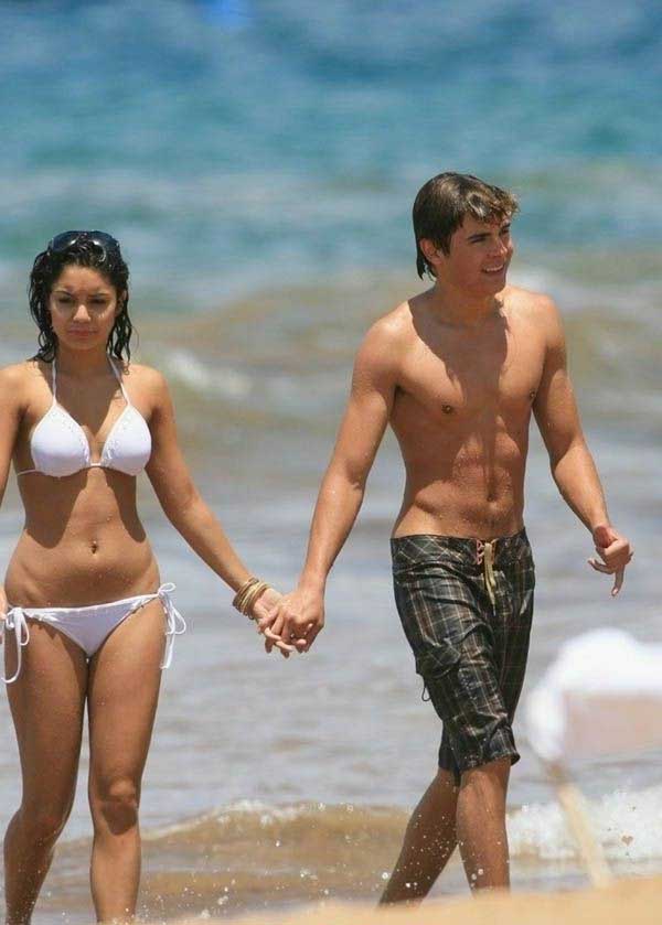 Vanessa Hudgens nude. Photo - 5