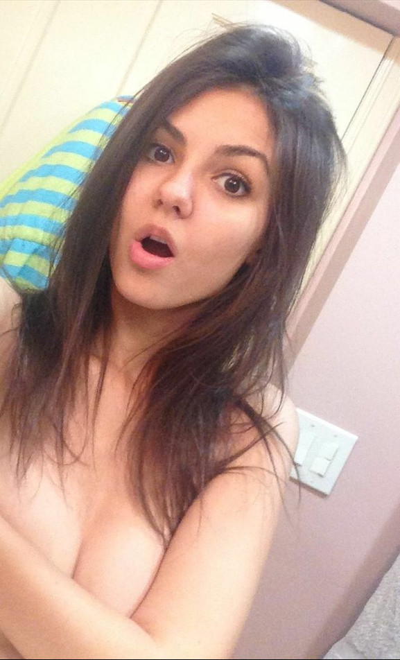 Victoria Justice nude. Photo - 18